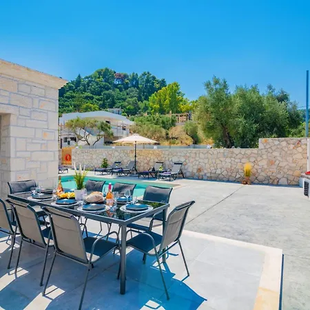 Casa Liveris By